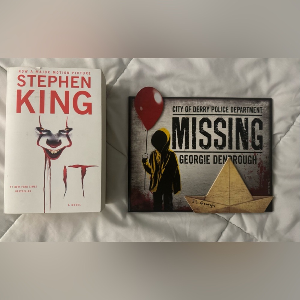 Stephen King “It” and Picture